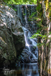 Cascade sur la rivière la Veyruègne (pose longue), Saint-Pierreville (Ardèche)