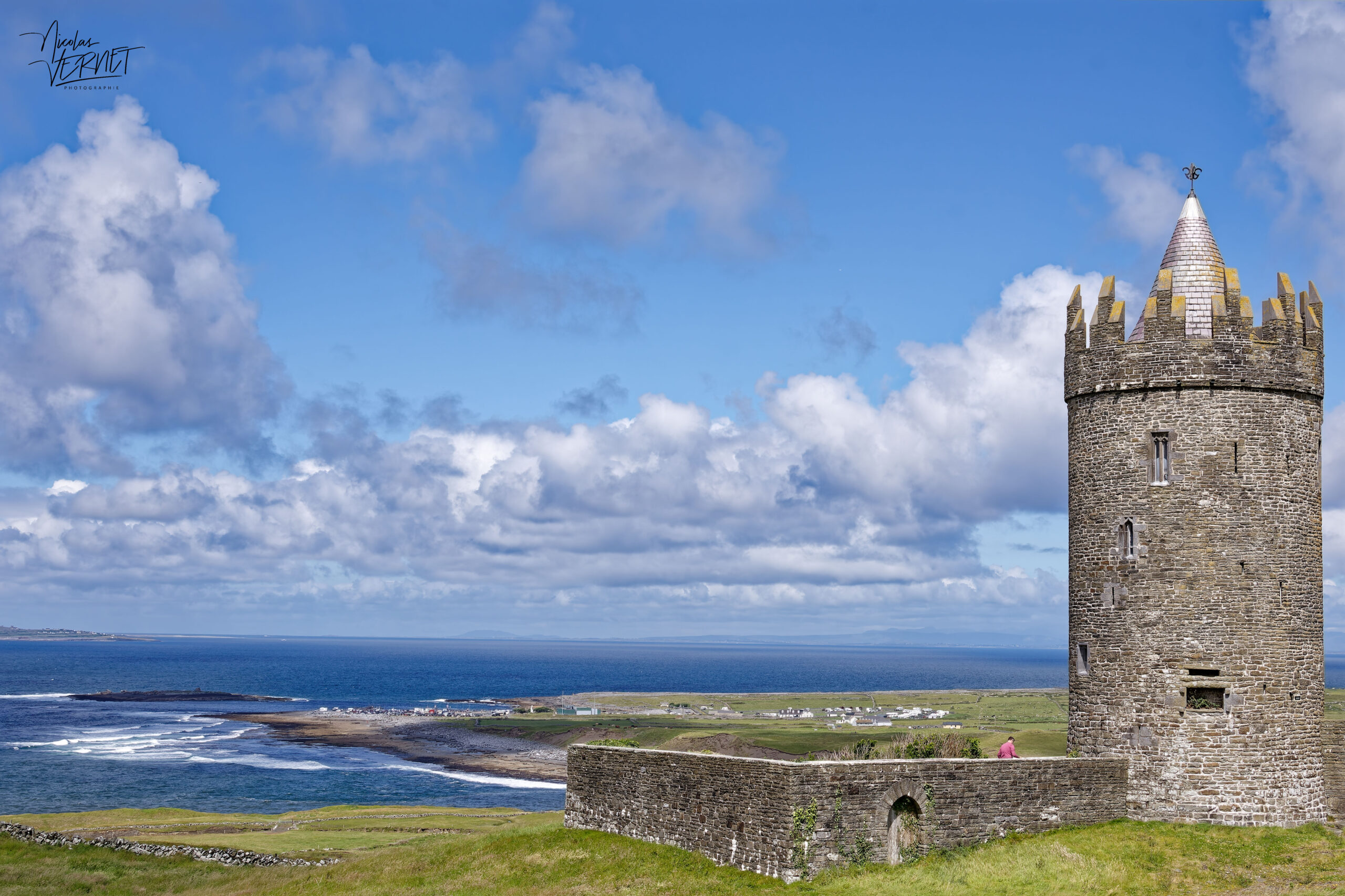 Doonagore Castle (Château de Doonagore), Doolin, Co. Clare, Irlande