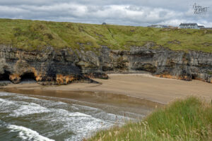 Plage des nonnes vue depuis la promenade des falaises de Ballybunion, Co. Kerry, Irlande