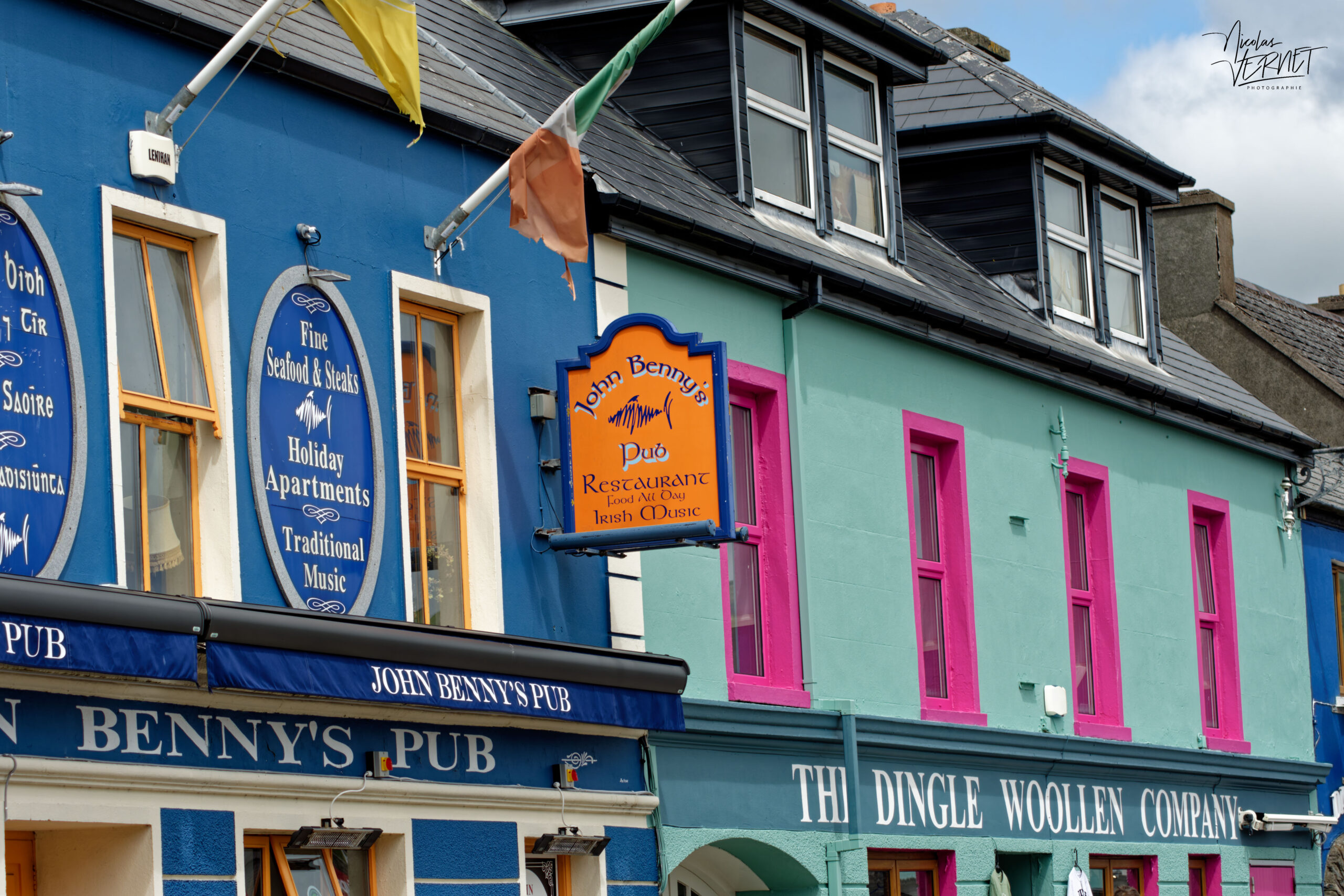 Façades colorées de Strand Street, Dingle, Co. Kerry, Irlande