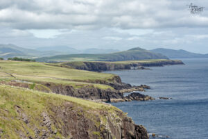 Falaises le long de la route Slea Head Dr, Glanfahan, Co. Kerry, Irlande