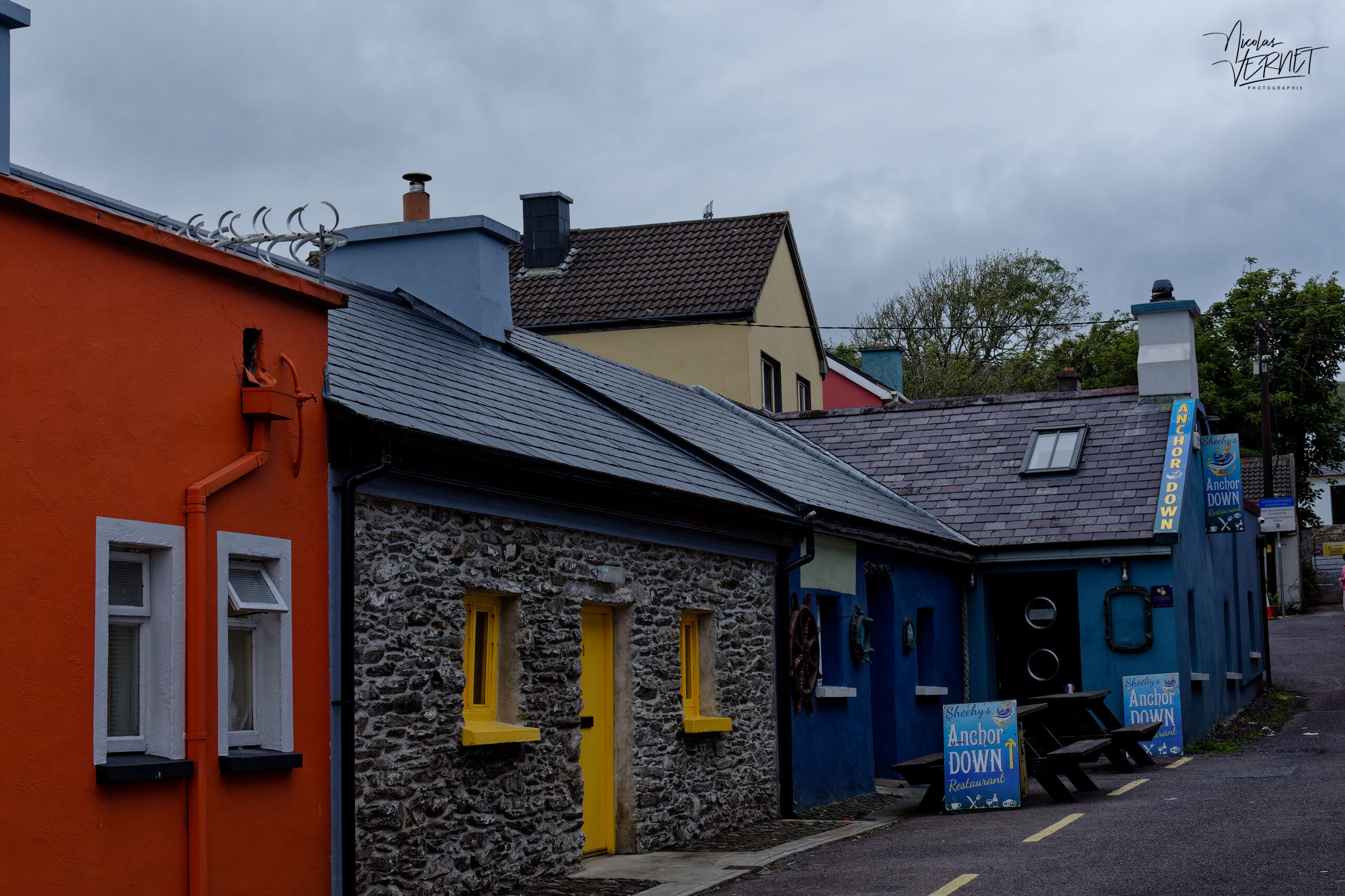 Façades colorées de Strand Street, Dingle, Co. Kerry, Irlande