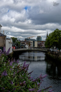 Rivière "Lee" dans Cork, Irlande
