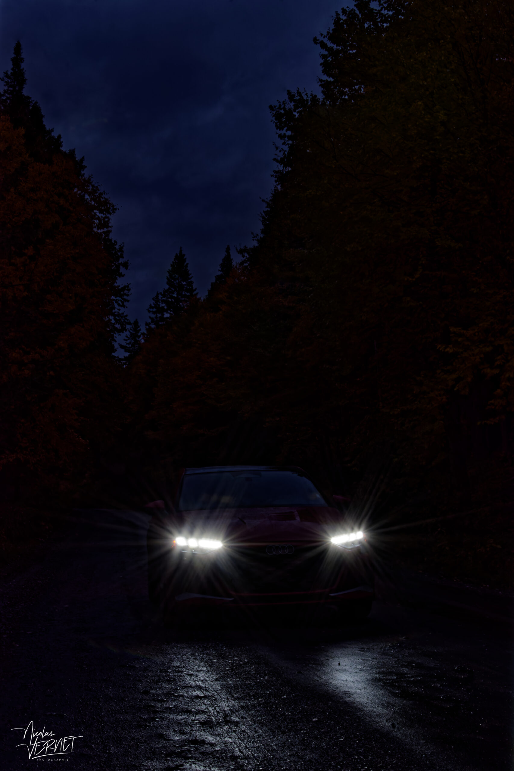 Audi A3 2025, 40 TFSI quattro de nuit sur un chemin, Cap-au-Renard, Canada