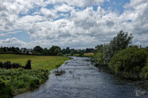 Rivière Boyne depuis le St. Peter's Bridge, Newtown, Co. Meath, Irlande