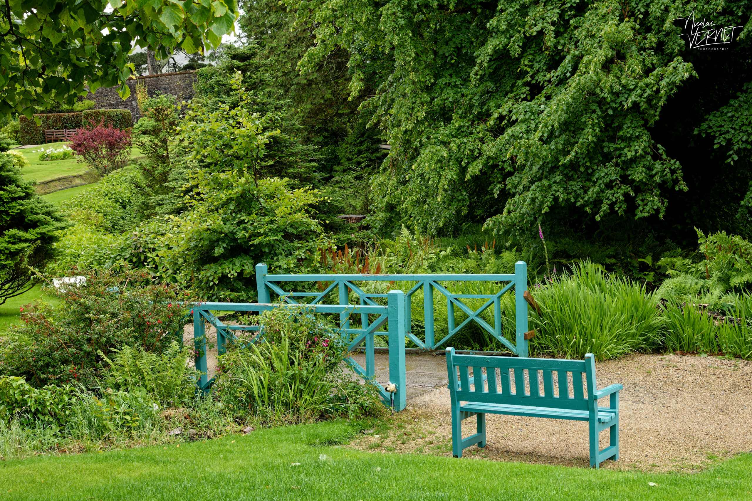 Petit pont, Jardin clos victorien, Abbaye de Kylemore, Pollacappul, Co. Galway, Irlande
