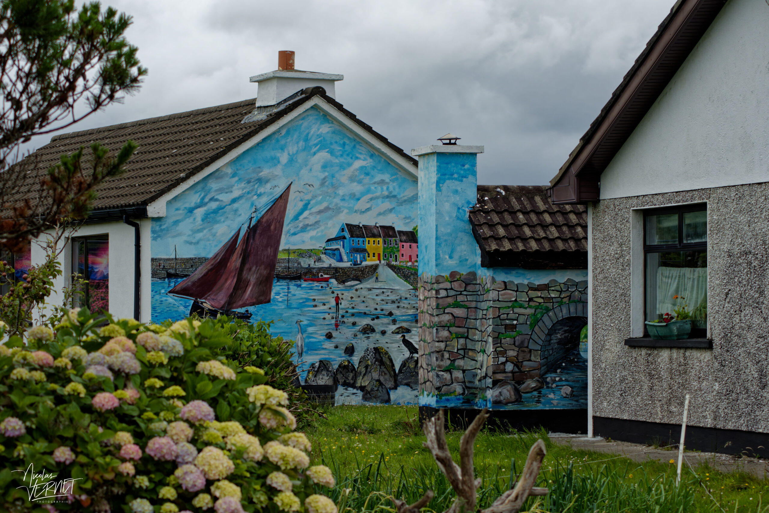 Fresque en trompe-l'œil, Rossaveel, Co. Galway, Irlande