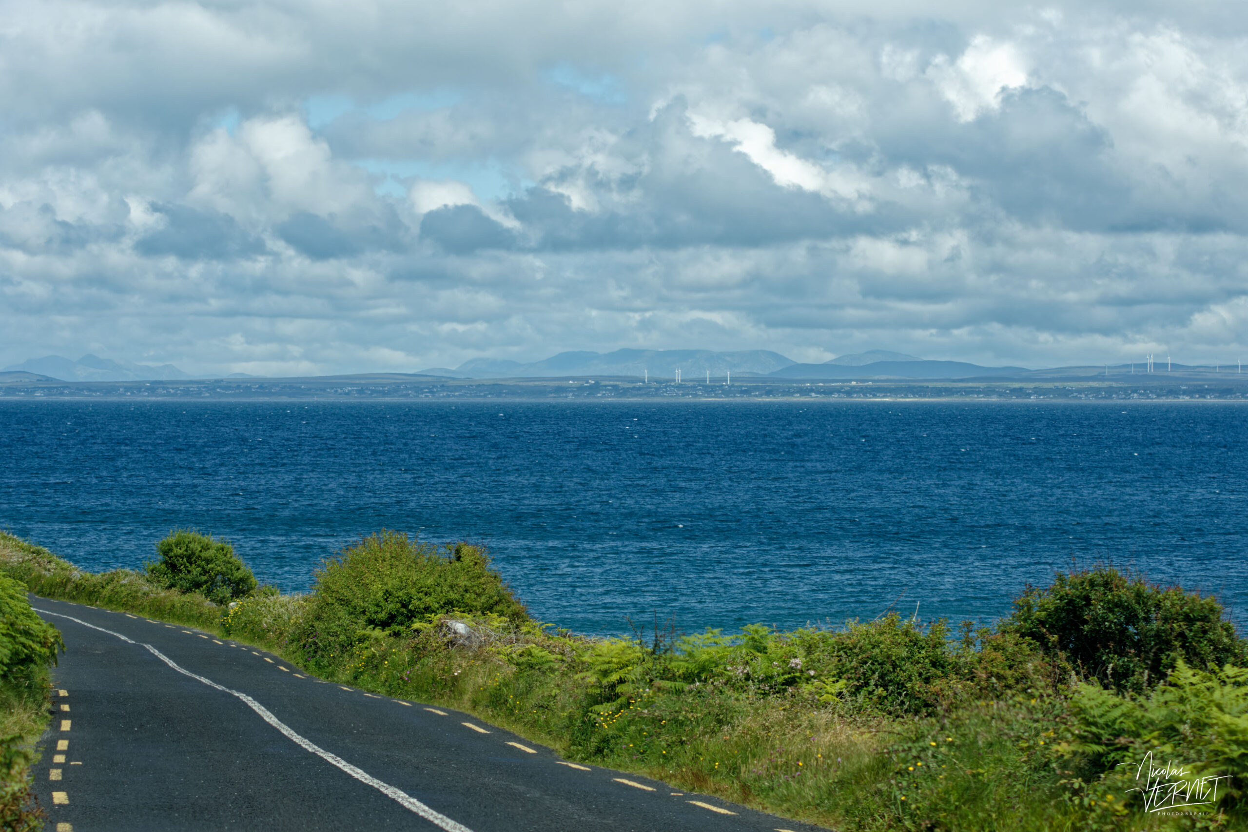 Baie de Galway vue depuis le Burren, Co. Clare, Irlande