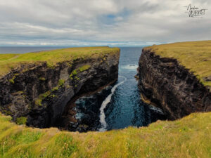 Falaises de Kilkee, Co. Clare, Irlande