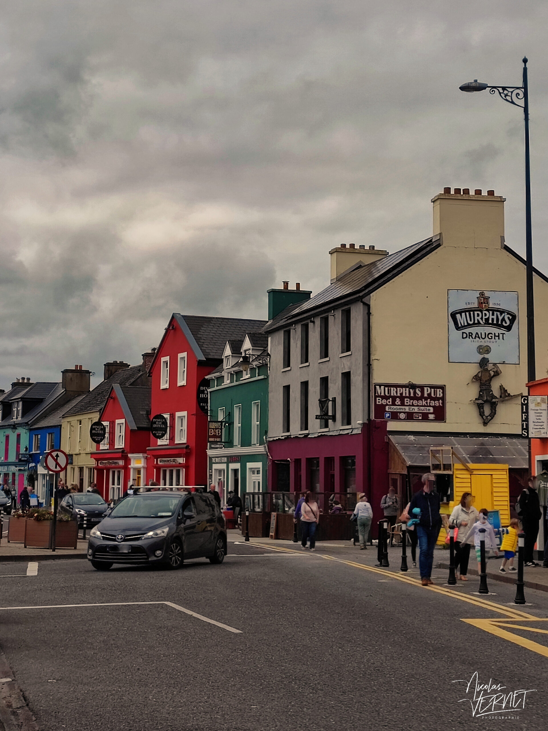 Façades colorées de Strand Street, Dingle, Co. Kerry, Irlande