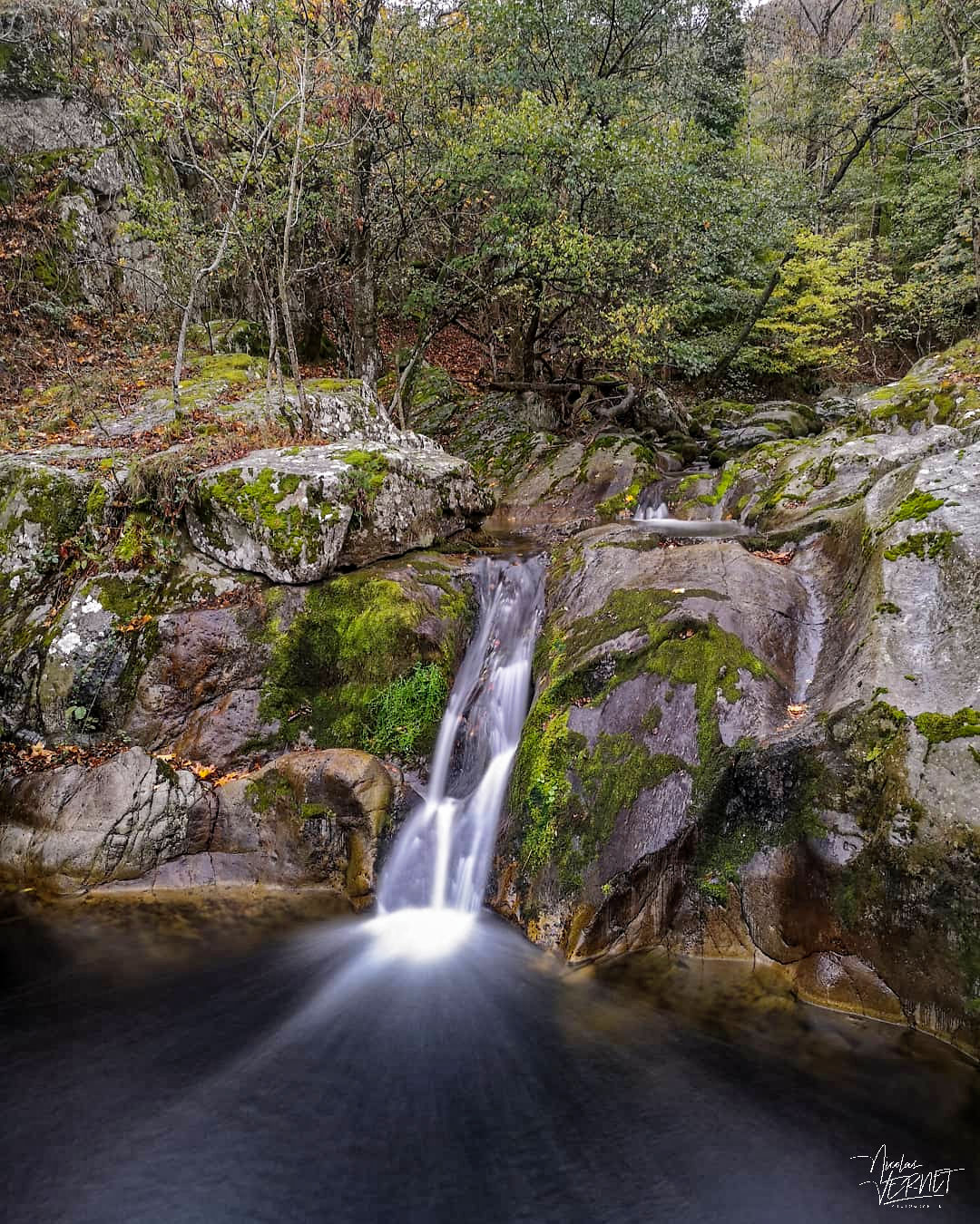 Cascade sur la rivière la Veyruègne (pose longue), Saint-Pierreville (Ardèche)